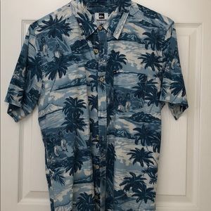 Quiksilver Men’s short sleeve button-up shirt